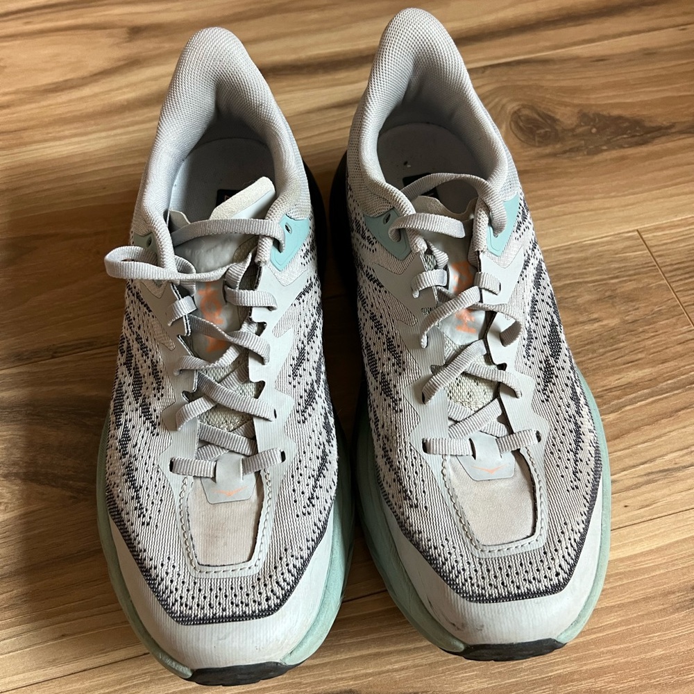 Hoka Speedgoat
